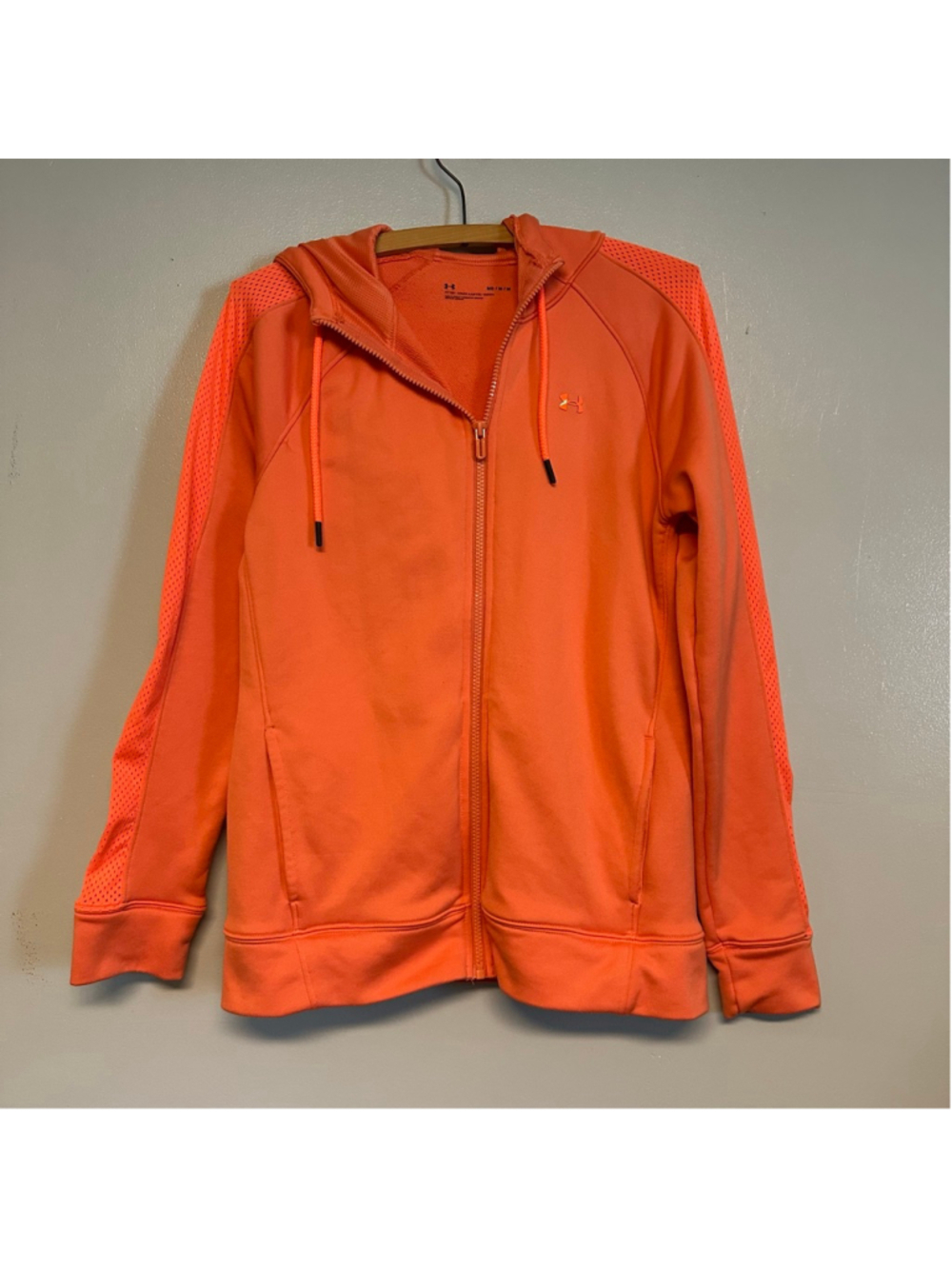 Under Armour Hoodie Orange Full Zip Size Medium Lightweight Breathable Athletic